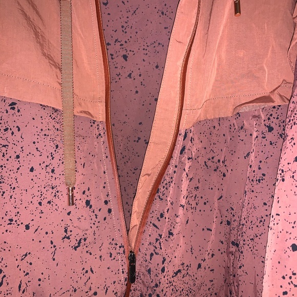 Lululemon Ride & Reflect Jacket - Picture 9 of 10